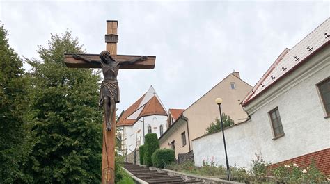 Kríž a výhľad z Butkova