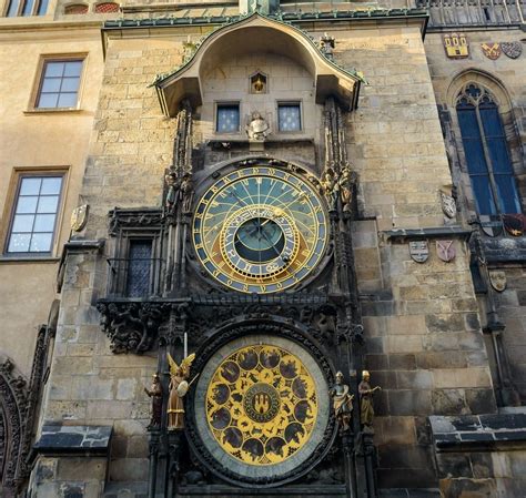 Pražský Orloj a Staromestská radnica