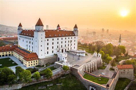 Bratislavský hrad a okolie Starého Mesta