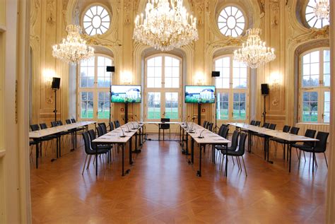 konferenčné centrum a salón Levante