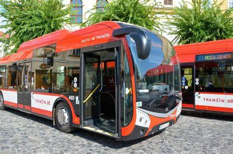 zobrazenie lietania alebo spojov autobusov z Nitry do Viedne