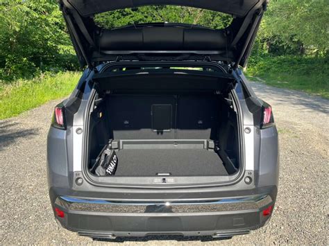 kufor a zadné sedadlá Peugeot 3008