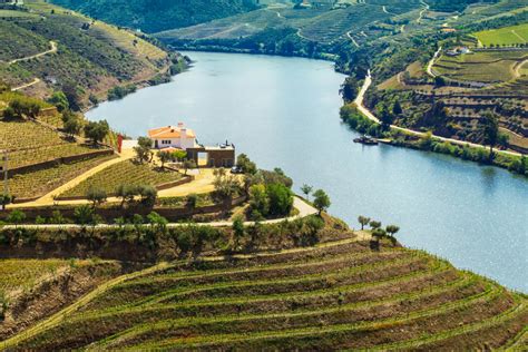 Porto - panoráma nad riekou Douro