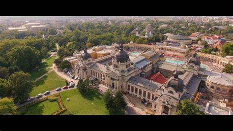 kúpele Széchenyi a architektúra