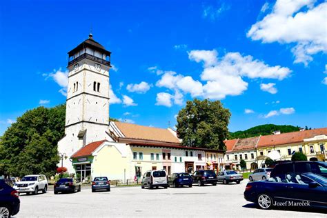 Námestie baníkov a Strážna veža Rožňava