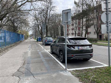 Parkovanie a vybavenie pri Čingove