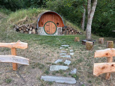 Hobbit House v Ripanju