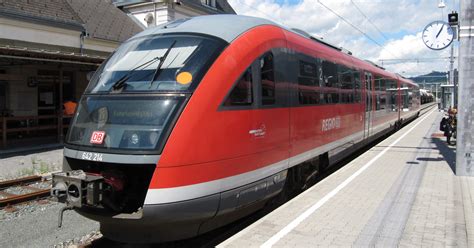 vlak RJX Bratislava Zürich ponuky