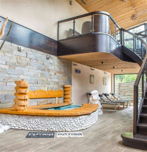 wellness a spa služby s výhľadom na prírodu
