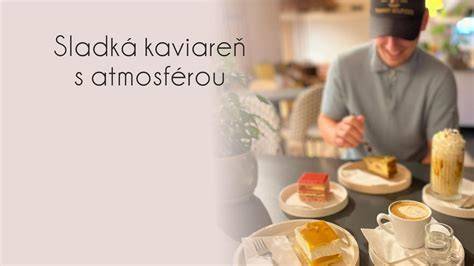 kaviareň Radnička a cafe scenérie na nádvorí