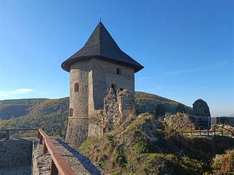 Jevišovická kultúra a zrúcaniny hradov